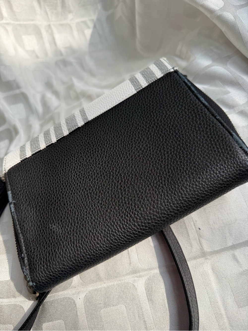 Wallet on a String - Picture 5 of 7